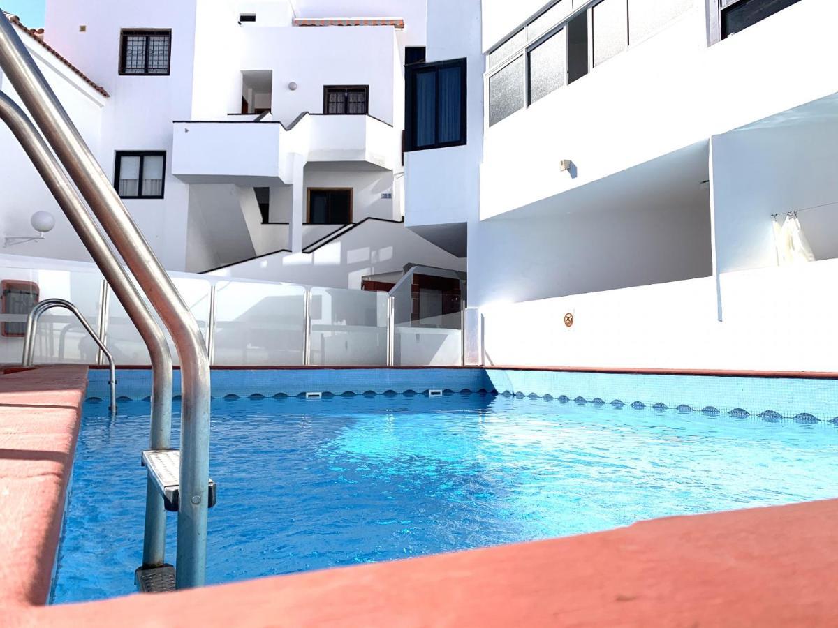 Colina II Con Piscina, En Los Cristianos, Tenerife Sur Apartment